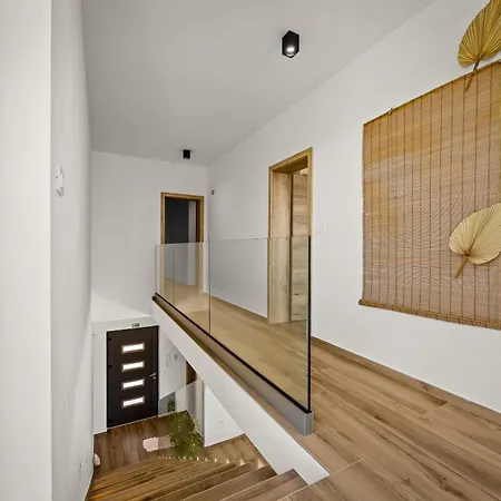 Pergosa Near Medulin For 8 Persons With 38 M2 Pool, Sea View - Only 200 Meters From Villa